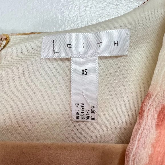 NWT LEITH Tan Faux Wrap Front Mini Dress V-Neck Size XS - Picture 4 of 9